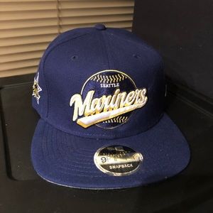 Seattle Mariners vintage logo snapback hat